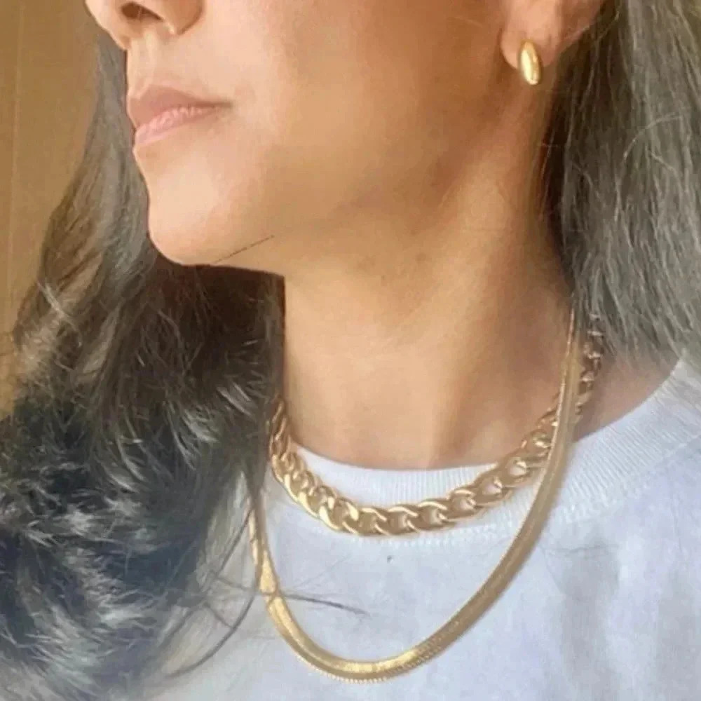 Cuban Link Dainty Gold Necklace 18k Gold Plated Chain Layering Necklace - Picture 6 of 8